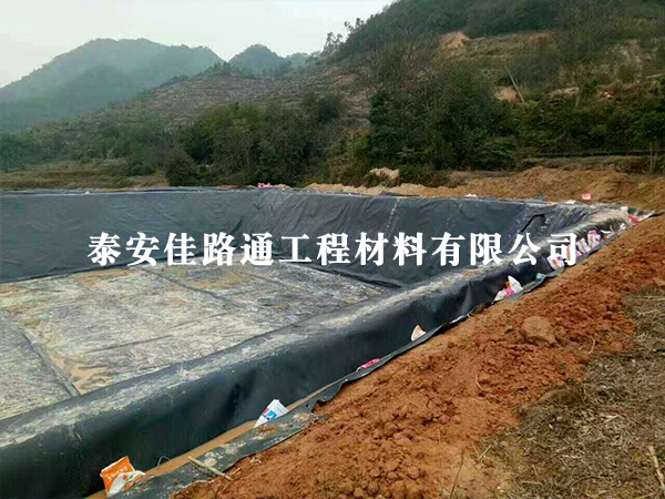 魚塘防滲膜施工須注意哪些問題？
